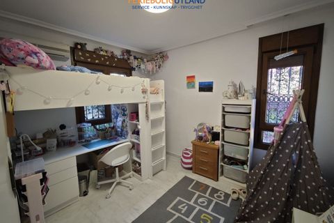 Villa en Algorfa, Alicante, Algorfa - € 449.995 | Ref: FBU22008 - photo 25