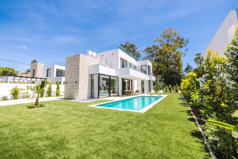 Villa en Marbella, Malaga, Marbella - € 2.100.000 | Ref: 540364c2-3117-43fd-9 - photo 2