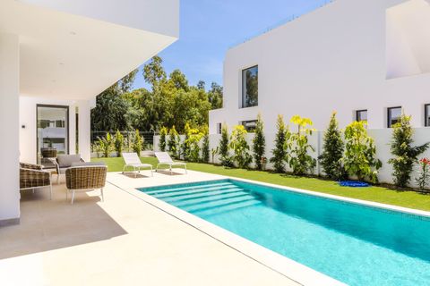 Villa en Marbella, Malaga, Marbella - € 2.100.000 | Ref: 540364c2-3117-43fd-9 - photo 4