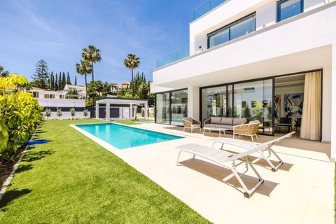 Villa en Marbella, Malaga, Marbella - € 2.100.000 | Ref: 540364c2-3117-43fd-9 - photo 5