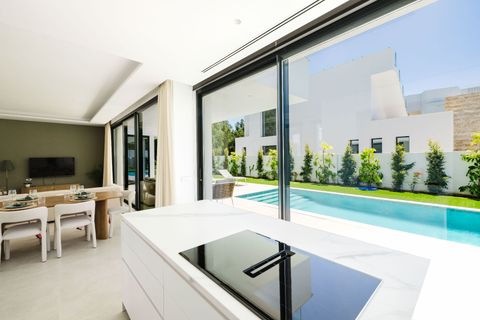 Villa en Marbella, Malaga, Marbella - € 2.100.000 | Ref: 540364c2-3117-43fd-9 - photo 15