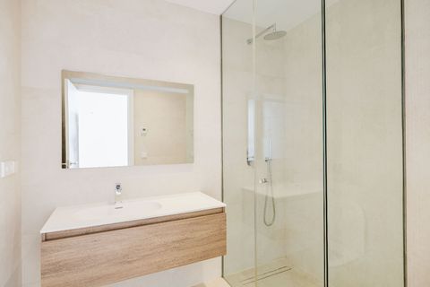 Villa en Marbella, Malaga, Marbella - € 2.100.000 | Ref: 540364c2-3117-43fd-9 - photo 29