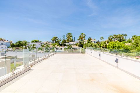 Villa en Marbella, Malaga, Marbella - € 2.100.000 | Ref: 540364c2-3117-43fd-9 - photo 33