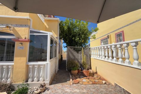 Byhus i Cabo Roig, Alicante, Cabo Roig - € 199.950 | Ref: V-91209 - foto 7