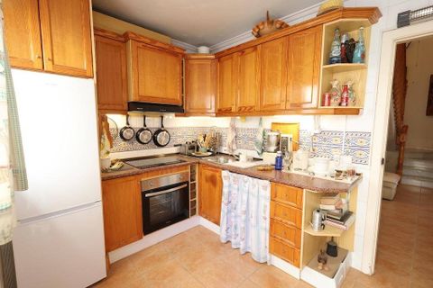 Villa a Torrevieja, Alicante, Torrevieja - € 264.900 | Ref: OH02272/10701 - foto 2