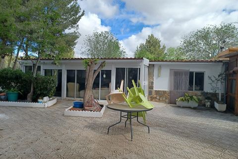Villa i Sax, Alicante, Sax - € 325.000 | Ref: PT3117 - foto 1