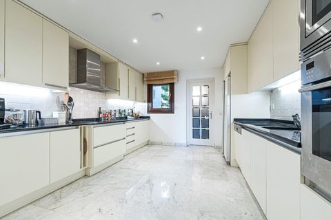 Villa en Marbella, Malaga, Marbella - € 1.575.000 | Ref: EXP14548/8930 - photo 14