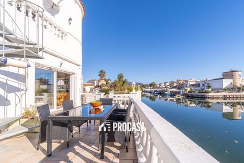 Villa a Empuriabrava, Gerona, Empuriabrava - € 699.000 | Ref: 4305 - foto 8