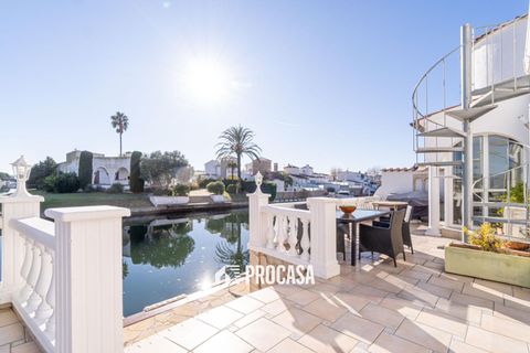 Villa a Empuriabrava, Gerona, Empuriabrava - € 699.000 | Ref: 4305 - foto 9