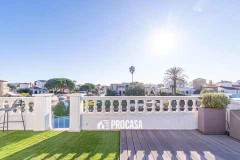 Villa a Empuriabrava, Gerona, Empuriabrava - € 699.000 | Ref: 4305 - foto 12