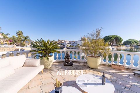 Villa a Empuriabrava, Gerona, Empuriabrava - € 699.000 | Ref: 4305 - foto 14