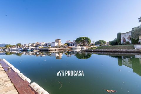 Villa a Empuriabrava, Gerona, Empuriabrava - € 699.000 | Ref: 4305 - foto 19
