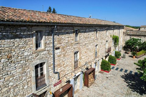 Villa i Uzes, Gard, Uzes - € 4.770.000 | Ref: HH-16190723 - foto 1