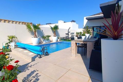 Villa a Daya Nueva, Alicante, Daya Nueva - € 389.995 | Ref: P9100 - foto 9