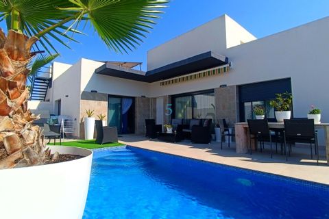 Villa a Daya Nueva, Alicante, Daya Nueva - € 389.995 | Ref: P9100 - foto 12