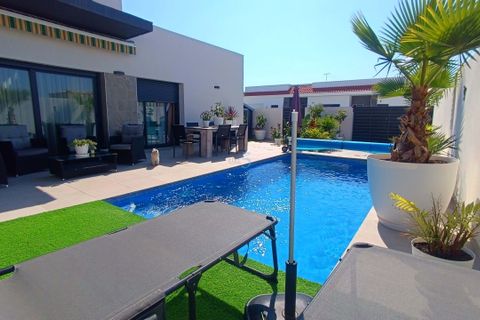 Villa a Daya Nueva, Alicante, Daya Nueva - € 389.995 | Ref: P9100 - foto 14