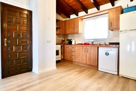 Villa en Denia, Alicante, Denia - € 580.000 | Ref: CV4681 - photo 11
