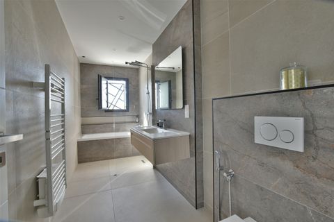 Villa a Saint-Dionisy, Gard, Saint-Dionisy - € 689.000 | Ref: 07155 - foto 15