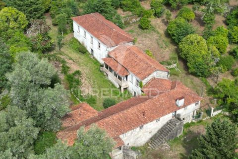 Farm hus i Guimaraes, Braga, Guimaraes - € 595.000 | Ref: 060864 - foto 1