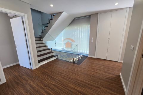 Villa i Odivelas, Lisbon, Odivelas - € 710.000 | Ref: MJM6969R5 - foto 18
