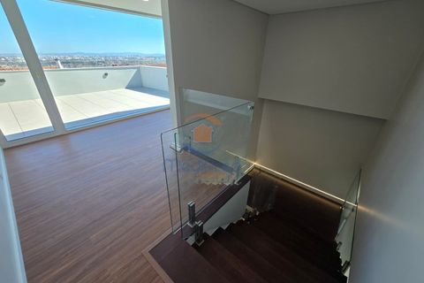 Villa i Odivelas, Lisbon, Odivelas - € 710.000 | Ref: MJM6969R5 - foto 42
