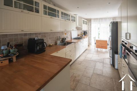 Villa i Couches, Saone-et-Loire, Couches - € 445.000 | Ref: -Ben5647D - foto 5