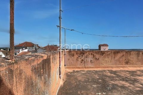 Villa i Abrunheira, Lisbon, Abrunheira - € 145.000 | Ref: ZMPT589072 - foto 19