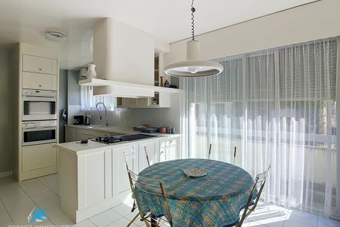 Villa i Chamalieres, Puy-de-Dome, Chamalieres - € 682.500 | Ref: 531_-_ASJ - foto 9