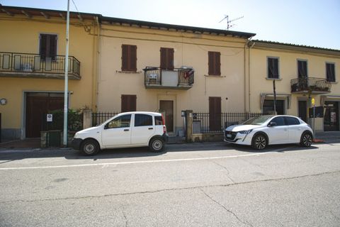 Villa i Prato, Prato, Prato - € 200.000 | Ref: MB200 - foto 2