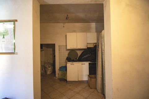 Villa i Prato, Prato, Prato - € 200.000 | Ref: MB200 - foto 6