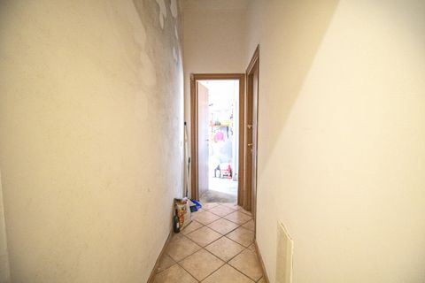 Villa i Prato, Prato, Prato - € 200.000 | Ref: MB200 - foto 9