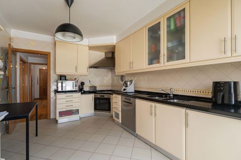 Villa i Carcavelos, Lisbon, Carcavelos - € 980.000 | Ref: C0483-01870 - foto 6