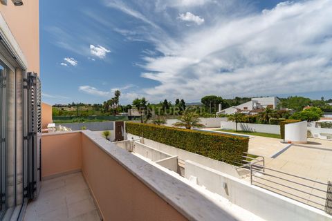 Villa i Carcavelos, Lisbon, Carcavelos - € 980.000 | Ref: C0483-01870 - foto 20