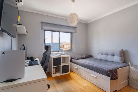 Villa i Carcavelos, Lisbon, Carcavelos - € 980.000 | Ref: C0483-01870 - foto 28