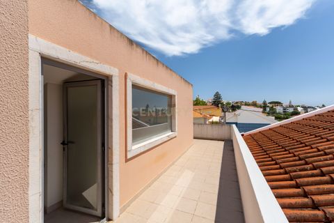 Villa i Carcavelos, Lisbon, Carcavelos - € 980.000 | Ref: C0483-01870 - foto 33