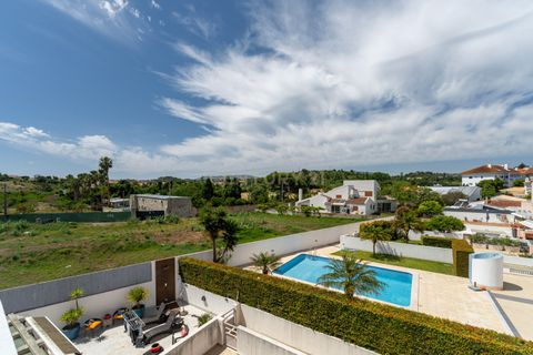 Villa i Carcavelos, Lisbon, Carcavelos - € 980.000 | Ref: C0483-01870 - foto 36