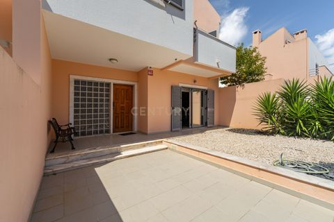Villa i Carcavelos, Lisbon, Carcavelos - € 980.000 | Ref: C0483-01870 - foto 41