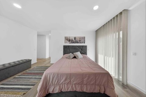 Villa i Oeiras, Lisbon, Oeiras - € 1.250.000 | Ref: CB15-0098 - foto 9