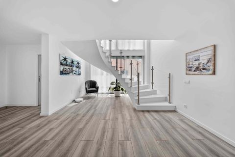 Villa i Oeiras, Lisbon, Oeiras - € 1.250.000 | Ref: CB15-0098 - foto 25