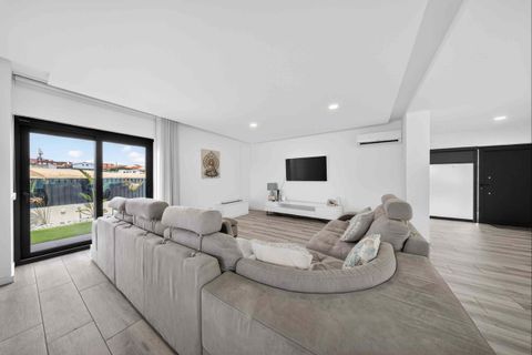 Villa i Oeiras, Lisbon, Oeiras - € 1.250.000 | Ref: CB15-0098 - foto 34