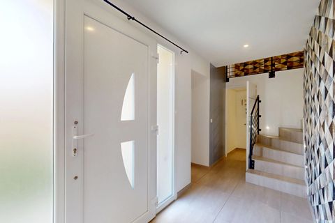 Villa a Montfermeil, Seine-Saint-Denis, Montfermeil - € 376.000 | Ref: 87054595 - foto 11
