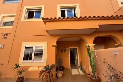 Villa i Ibiza, Ibiza, Ibiza - € 1.200.000 | Ref: CR-CHA0041 - foto 9