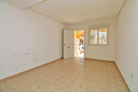 Villa i Playa Flamenca, Alicante, Playa Flamenca - € 215.000 | Ref: R-30640 - foto 7