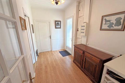 Villa a Riberac, Dordogne, Riberac - € 350.000 | Ref: BVI79939 - foto 5