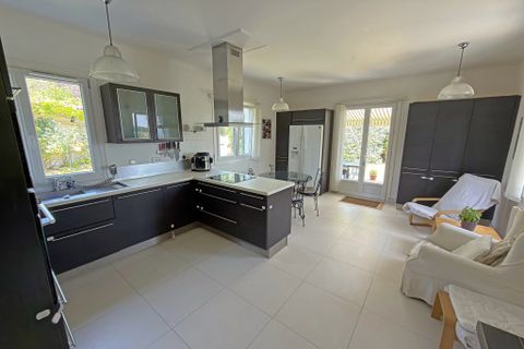 Villa a Riberac, Dordogne, Riberac - € 350.000 | Ref: BVI79939 - foto 6