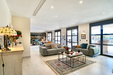 Landejendom i Benissa, Alicante, Benissa - € 1.335.000 | Ref: AMB-25740 - foto 12