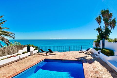 Villa a Moraira, Alicante, Moraira - € 2.990.000 | Ref: AMB-73018 - foto 2