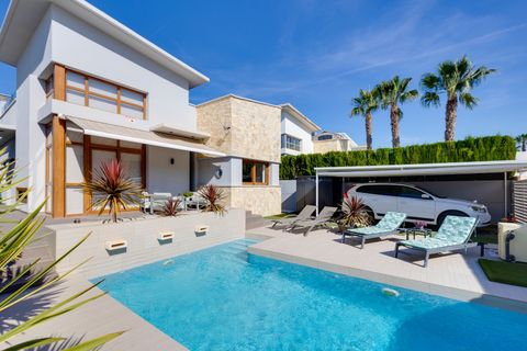Villa a Ciudad Quesada, Alicante, Ciudad Quesada - € 585.000 | Ref: A9242 - foto 2