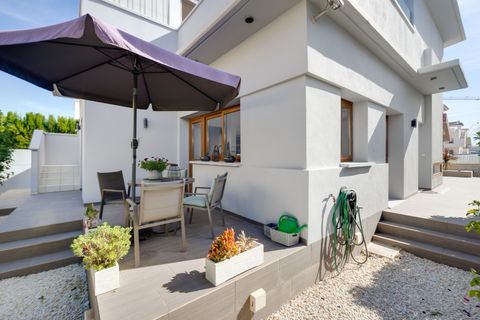 Villa a Ciudad Quesada, Alicante, Ciudad Quesada - € 585.000 | Ref: A9242 - foto 12
