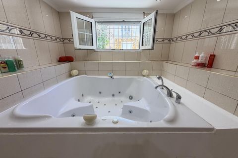 Villa i Torrevieja, Alicante, Torrevieja - € 599.000 | Ref: MLSC5519052 - foto 27
